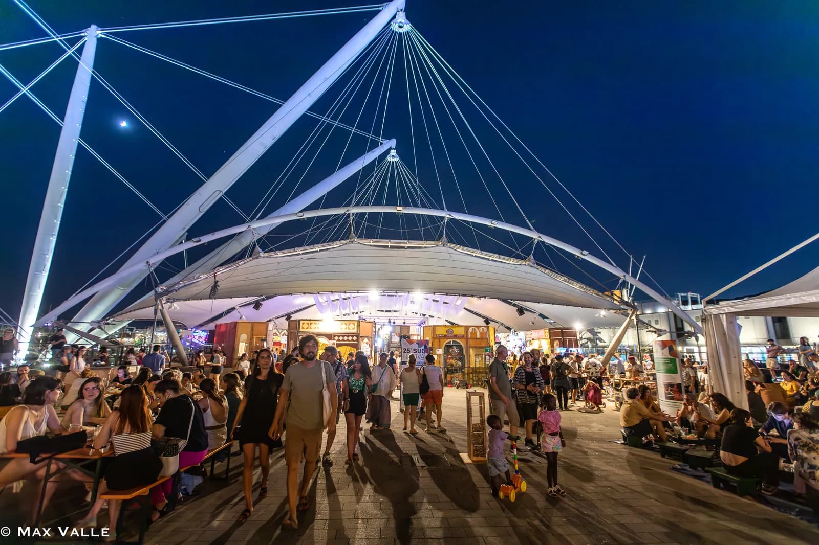 The SUQ Festival tent at Porto Antico, Piazza delle Feste